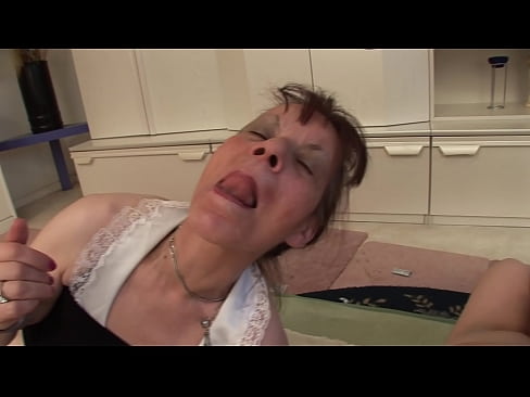 ❤️ Tokorua nga kuia me tetahi koroua he tokotoru ️❌ Ataata Fuck i mi.com-porn-hat.ru ❌